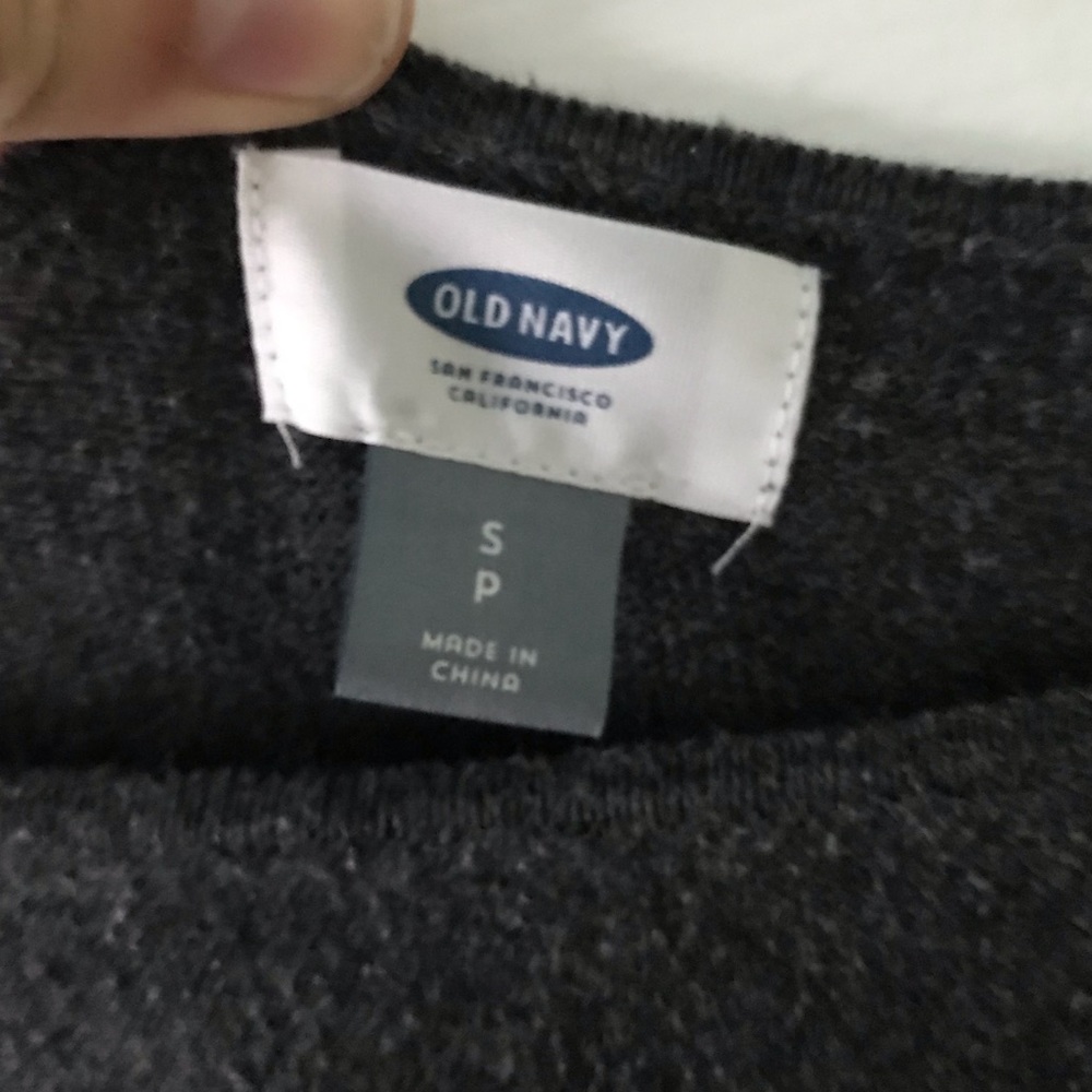 gray sweater - Picture 2 of 3